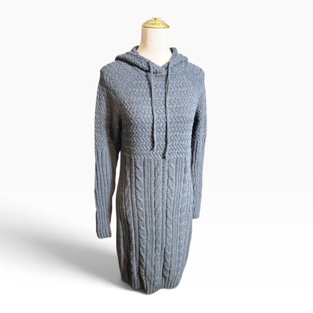 Athleta Coldspell Sweater Dress M Gray Merino Wool Hooded Cable Knit